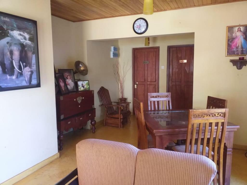 Hill View Bungalow Bed & Breakfast Nuwara Eliya Eksteriør bilde